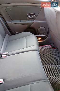 Универсал Renault Megane 2010 в 