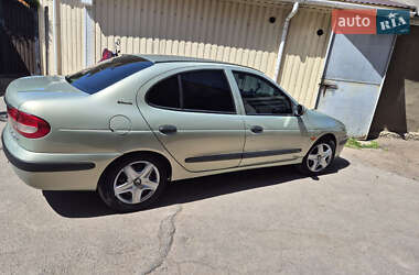 Седан Renault Megane 1999 в Могилев-Подольске