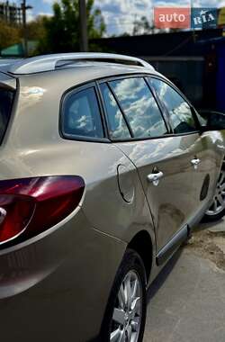 Універсал Renault Megane 2010 в 