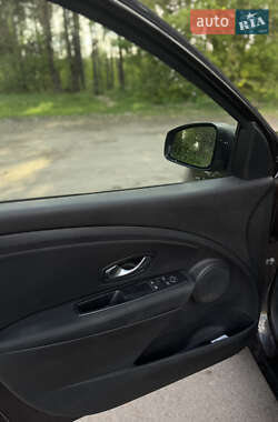 Хетчбек Renault Megane 2013 в 