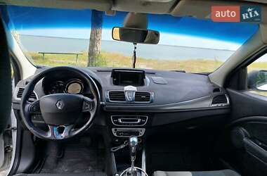 Хэтчбек Renault Megane 2013 в 