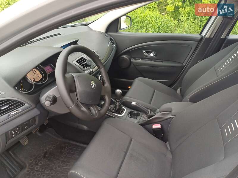 Универсал Renault Megane 2011 в Чернигове