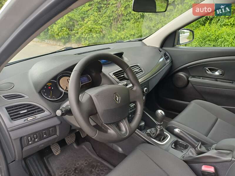 Универсал Renault Megane 2011 в Чернигове