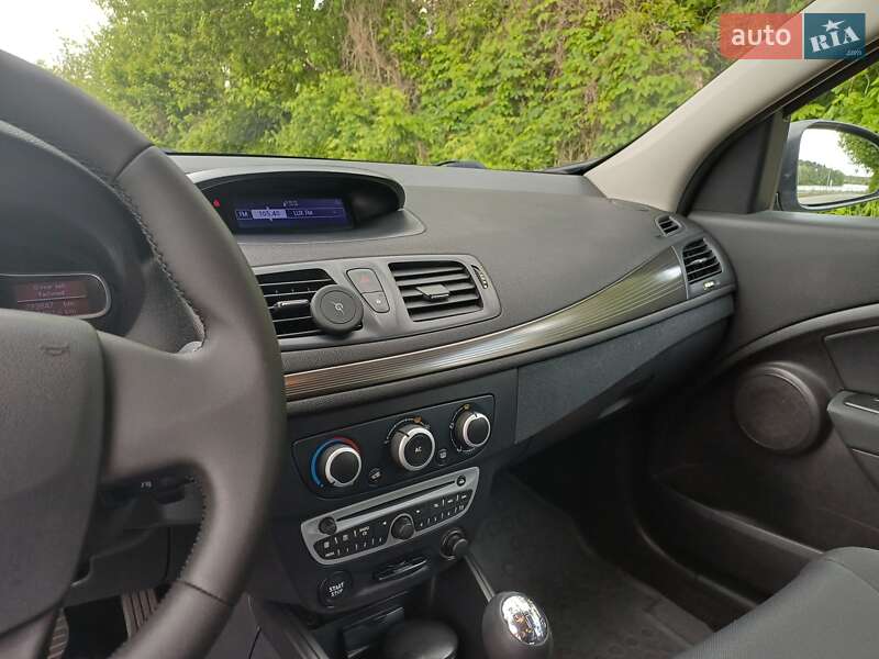 Универсал Renault Megane 2011 в Чернигове