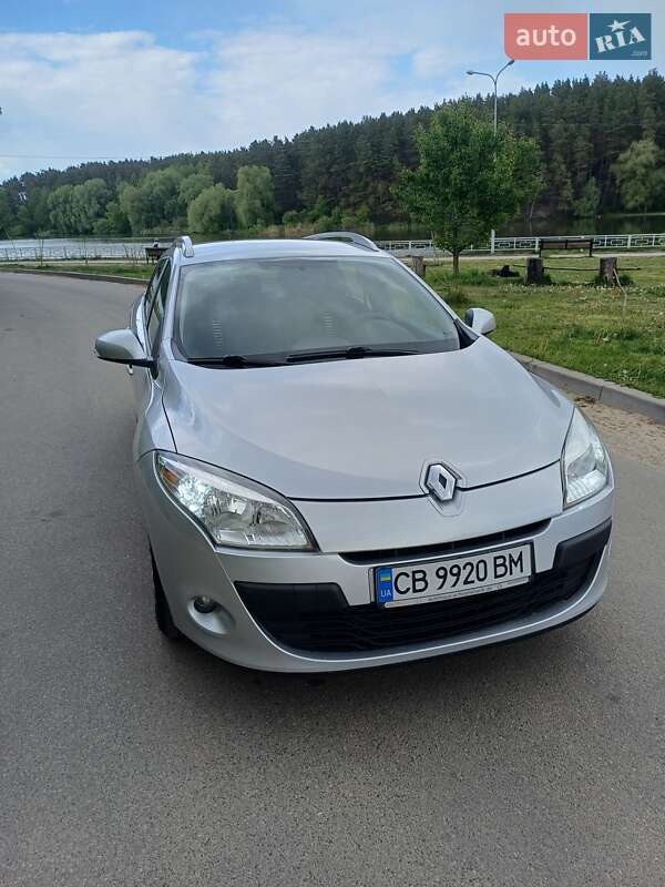 Универсал Renault Megane 2011 в Чернигове