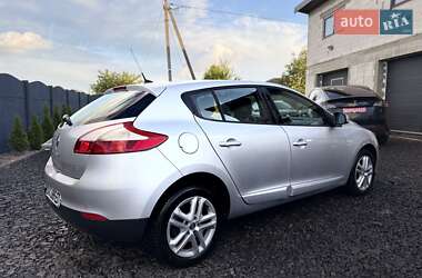 Хэтчбек Renault Megane 2014 в 