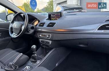 Хэтчбек Renault Megane 2014 в 