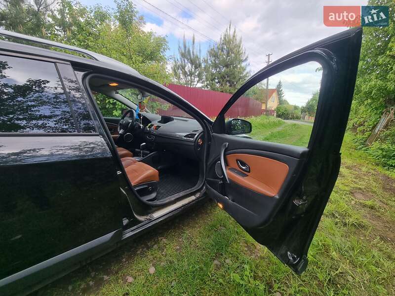 Универсал Renault Megane 2011 в Львове фото 13 Универсал Renault Megane 2011 в Львове