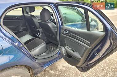 Хэтчбек Renault Megane 2017 в 