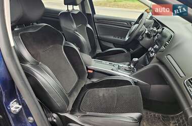 Хэтчбек Renault Megane 2017 в 