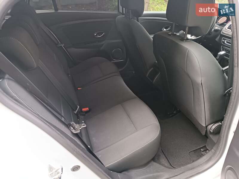 Универсал Renault Megane 2015 в Луцке