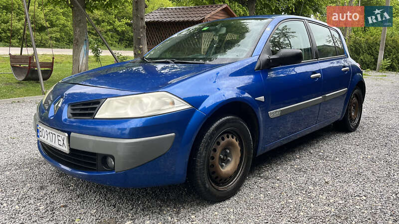 Хетчбек Renault Megane 2006 в 