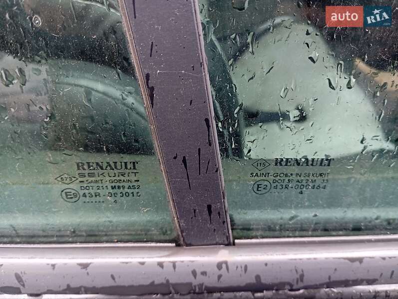 Хетчбек Renault Megane 2004 в Черкасах