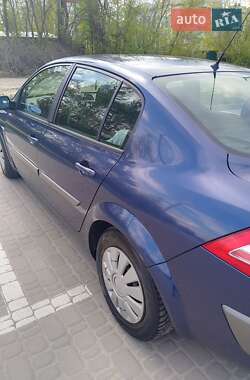 Седан Renault Megane 2006 в 