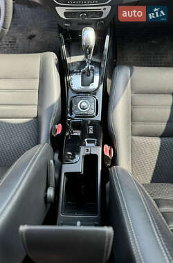 Хэтчбек Renault Megane 2014 в 