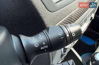 Хэтчбек Renault Megane 2012 в 