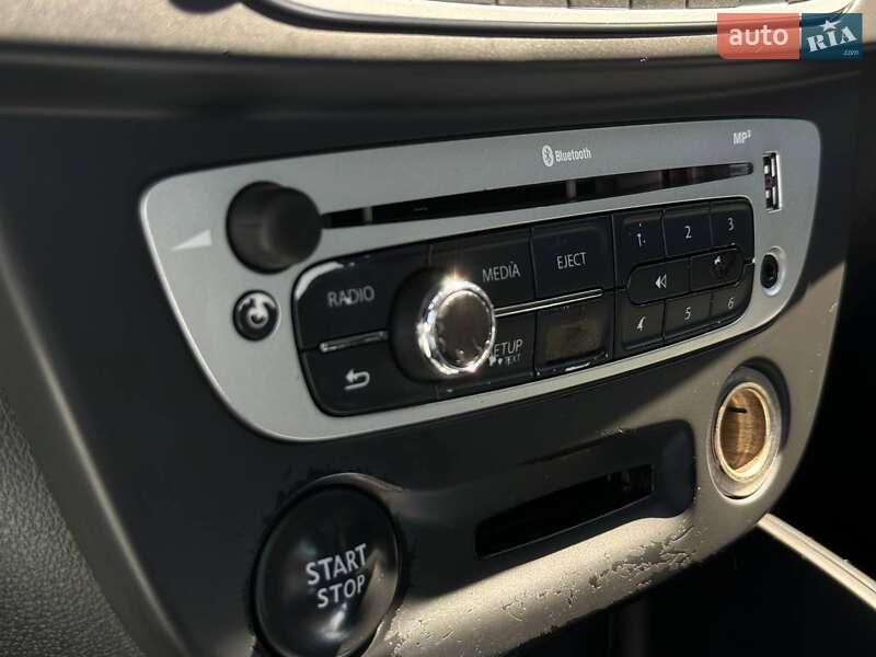 Хэтчбек Renault Megane 2012 в Ровно