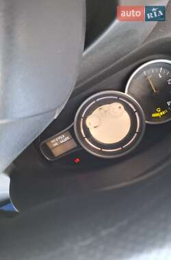 Хэтчбек Renault Megane 2012 в 