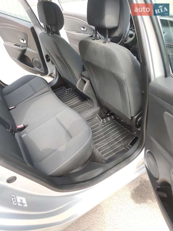 Універсал Renault Megane 2011 в Дніпрі