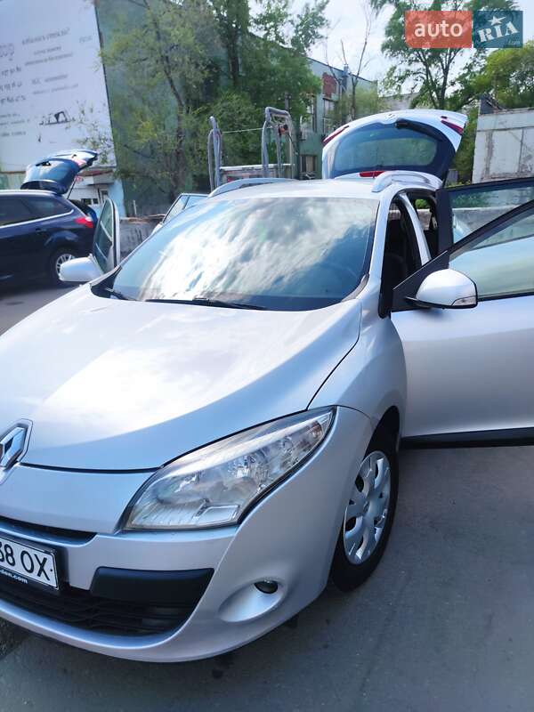 Універсал Renault Megane 2011 в Дніпрі