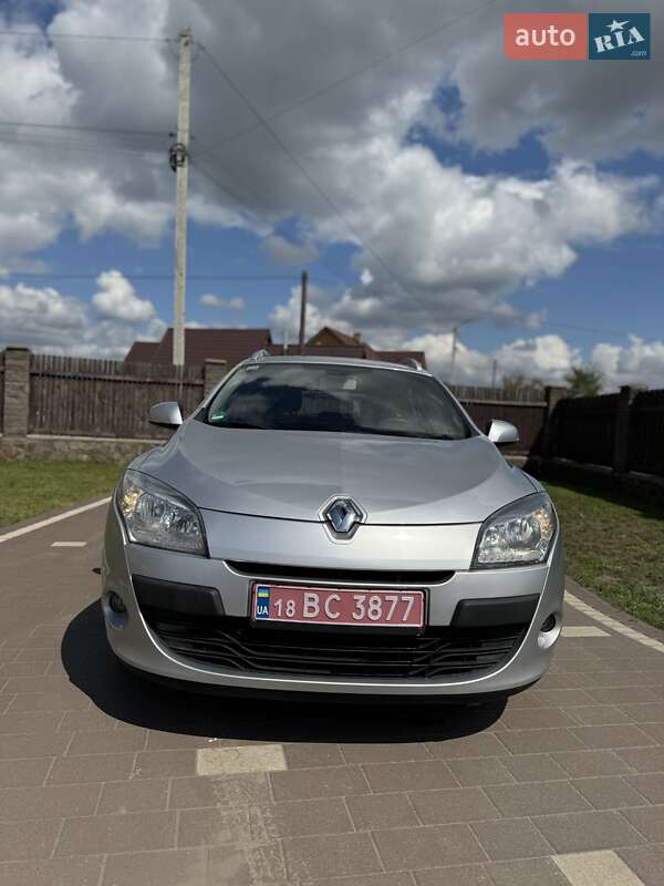 Універсал Renault Megane 2012 в Сарнах