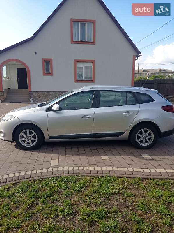 Універсал Renault Megane 2012 в Сарнах