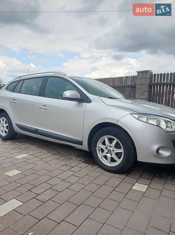 Універсал Renault Megane 2012 в Сарнах