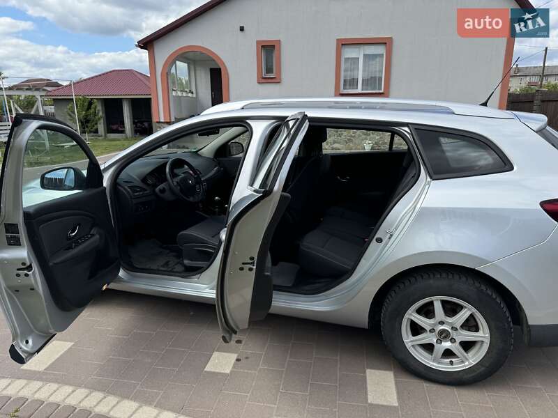 Універсал Renault Megane 2012 в Сарнах