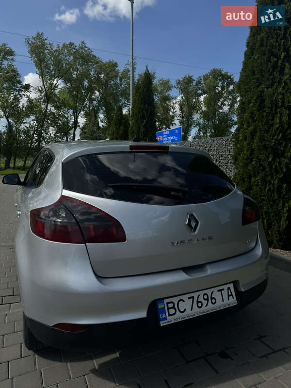 Хетчбек Renault Megane 2010 в Самборі фото 6 Хетчбек Renault Megane 2010 в Самборі