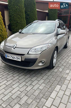 Универсал Renault Megane 2012 в 