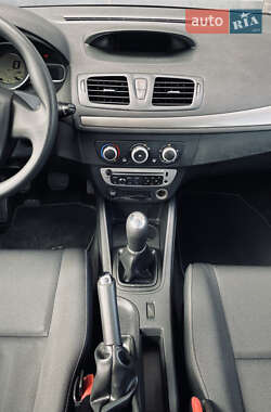 Универсал Renault Megane 2012 в 