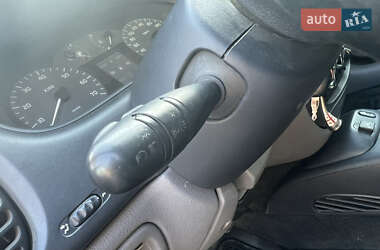 Хэтчбек Renault Megane 1999 в 
