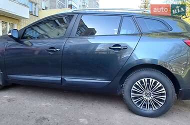 Универсал Renault Megane 2011 в 