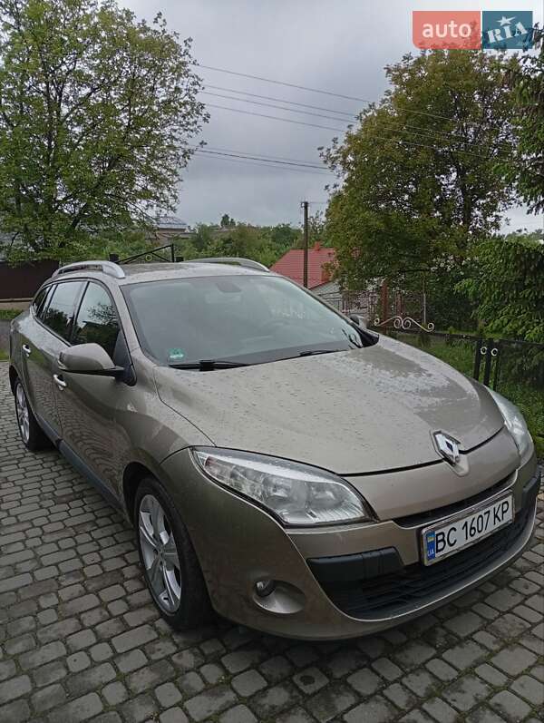 Универсал Renault Megane 2011 в Золочеве
