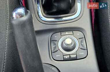 Хэтчбек Renault Megane 2014 в 