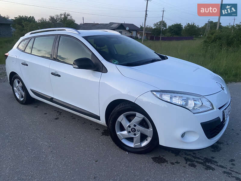 Универсал Renault Megane 2012 в Косове