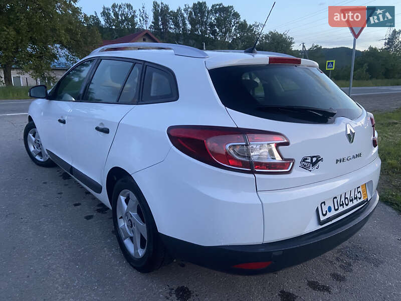 Универсал Renault Megane 2012 в Косове