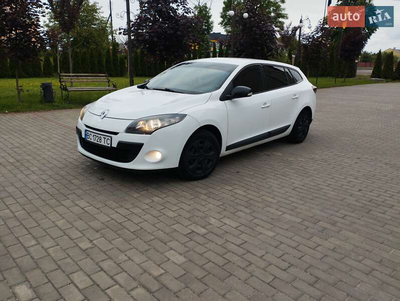 Универсал Renault Megane 2011 в 