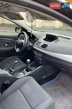 Универсал Renault Megane 2010 в 