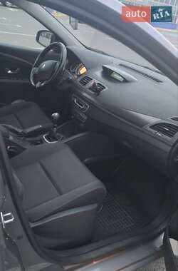 Универсал Renault Megane 2010 в 