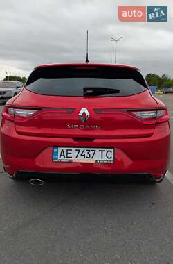 Хэтчбек Renault Megane 2018 в 