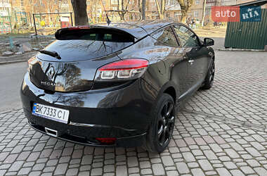 Купе Renault Megane 2009 в 