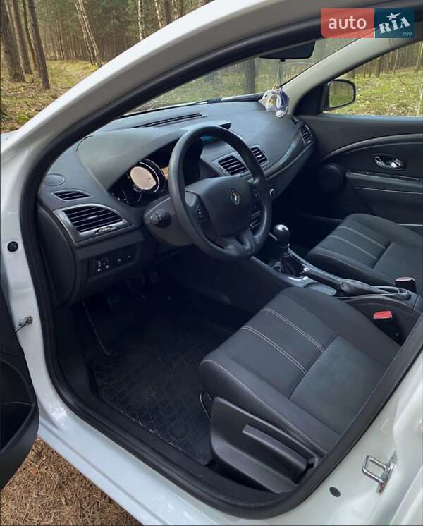 Универсал Renault Megane 2016 в Знаменке