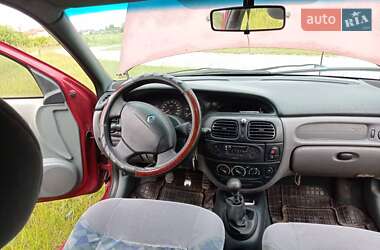 Седан Renault Megane 1998 в 