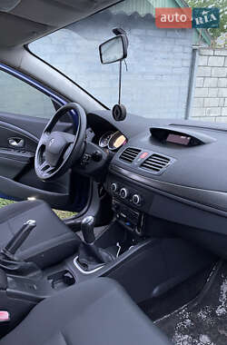 Хэтчбек Renault Megane 2009 в 