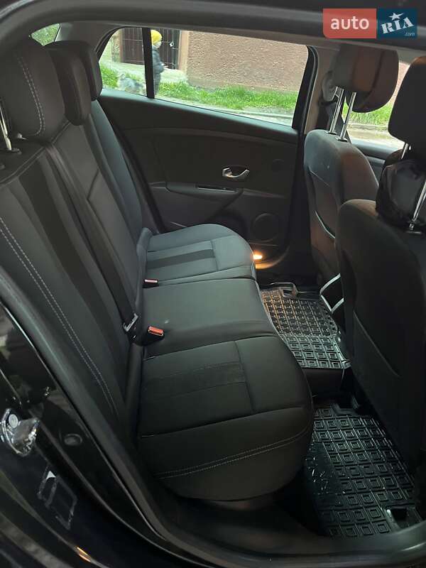 Универсал Renault Megane 2010 в Тернополе фото 17 Универсал Renault Megane 2010 в Тернополе