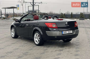 Кабриолет Renault Megane 2005 в 