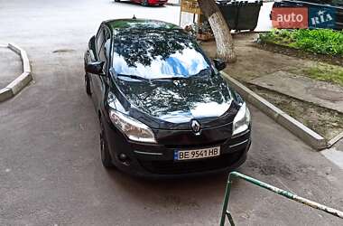 Хэтчбек Renault Megane 2010 в 
