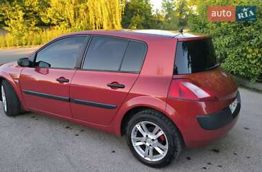 Хэтчбек Renault Megane 2004 в 