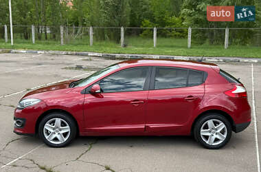 Хэтчбек Renault Megane 2014 в 